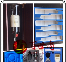 <

{$item[title]}>